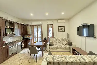 Casa in vendita, Via Boncompagni, Milano