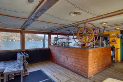 Attività Commerciale in vendita, Via Mazzini, Porto Ceresio