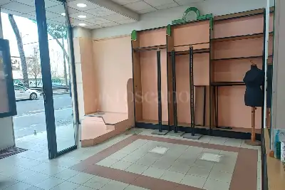 Negozio in vendita, Via Prenestina, Roma