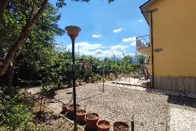 Casa Indipendente in vendita, Via Antica Arischia, L'Aquila