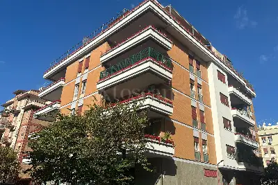 Casa in vendita, Via Ferdinando Acton, Roma