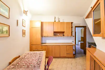 Palazzo in vendita, Via Como, Erba