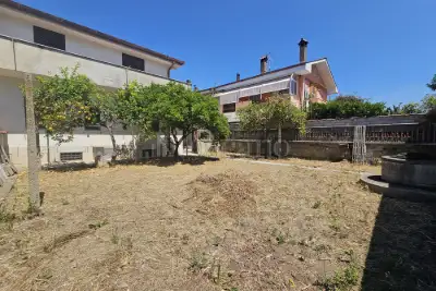 Villa Bifamiliare in vendita, Via Mari, Pomezia
