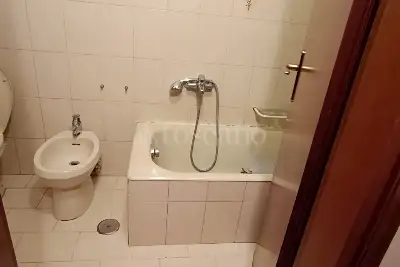 Casa in vendita, Via Varesina, Milano