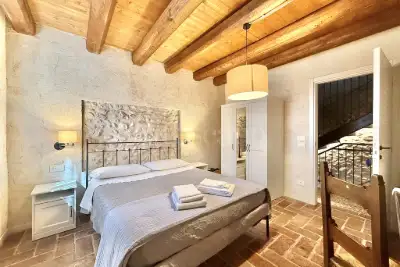 Villa in vendita, Strada Pille, Monzambano