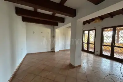 Villino a Schiera in vendita, Via Luserna, Roma