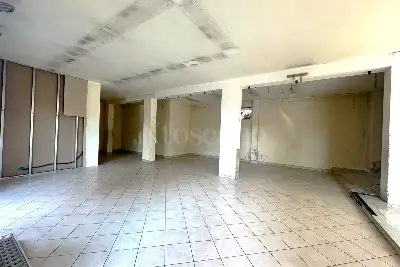 Negozio in affitto, Corso San Vito, Mascalucia