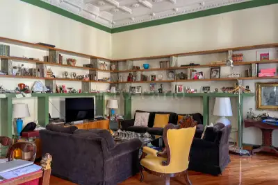 Casa in vendita, Via Santa Lucia, Napoli