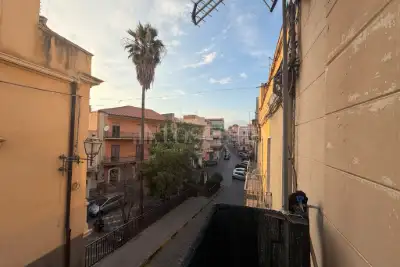 Casa in vendita, Piazza Umberto I, Motta Sant'Anastasia