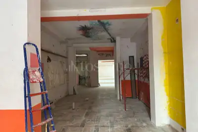 Negozio in vendita, Via Michele Garruba, Bari