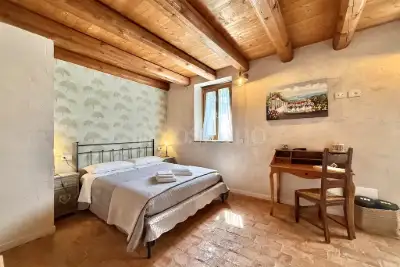 Villa in vendita, Strada Pille, Monzambano
