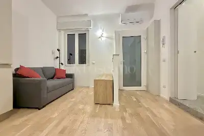 Casa in vendita, Via Mincio, Milano