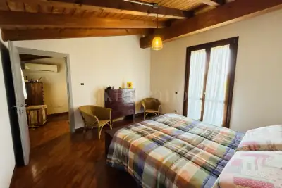 Casa Indipendente in vendita, Via Ponte Gandovere, Gussago
