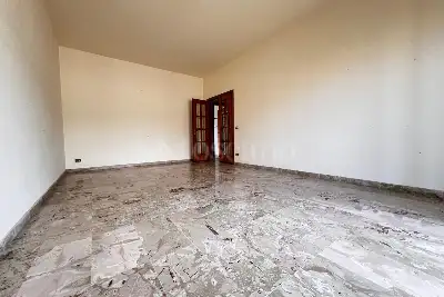 Palazzo in vendita, Via Don Luigi Orione, Reggio di Calabria