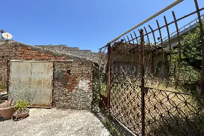 Casa Indipendente in vendita, Via Nazionale Ortoliuzzo, Messina