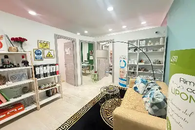 Attività Commerciale in vendita, Via San Simone, Bologna