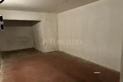 Box in vendita, Via Nadir Quinto, Roma