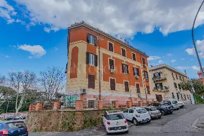 Casa in vendita, Via Federico di Donato, Roma