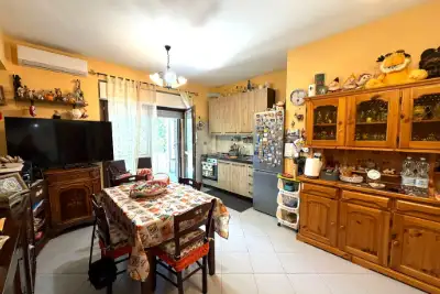 Casa in vendita, Via Tricerro, Roma