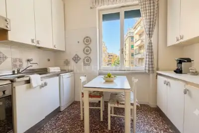Casa in vendita, Via Giovanni da Procida, Roma