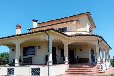 Villa in vendita, strada Loiano, Gallese