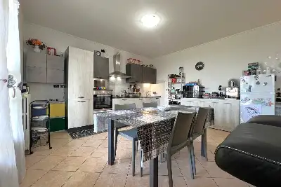 Casa in vendita, Via Castelletto, Pozzolengo