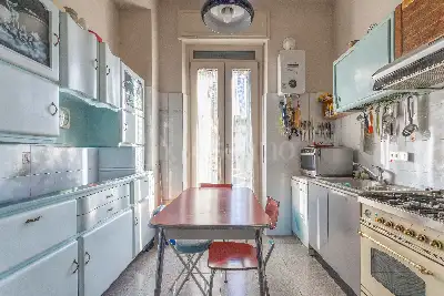Casa in vendita, Via Antonio Bazzini, Milano