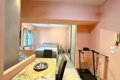 Casa in vendita, Via Tuscolana, Roma