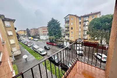 Casa in vendita, Via Mario Longhi, Brescia