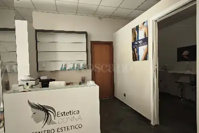 Negozio in vendita, Via Conte d'Arras, Siena