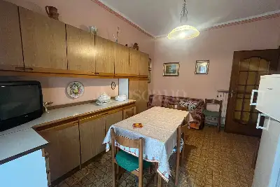 Casa in vendita, Via Pordenone, Torino