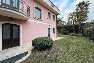 Villa Bifamiliare in vendita, Via Giacomo Leopardi, San Gregorio di Catania