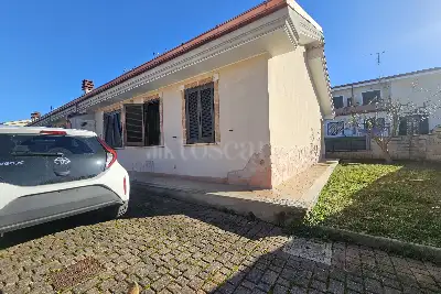 Villino a Schiera in vendita, Via Maria Grazia, Anzio