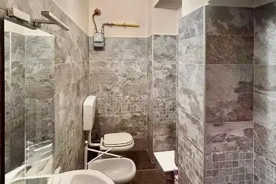 Casa in vendita, Via Pollenzo 49, Torino