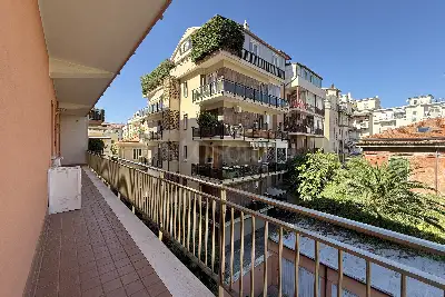 Casa in vendita, Via Umbria, Pescara