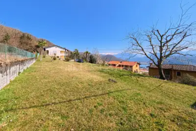 Villa Bifamiliare in vendita, Via Viconago, Cadegliano-Viconago