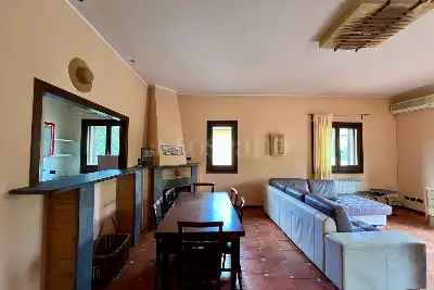 Villa Bifamiliare in vendita, Nicolosi - Ai Pini, Nicolosi