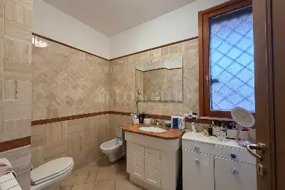 Villa in vendita, Via Giuseppe Lazzati, Roma