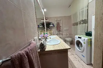 Casa in vendita, Via Zendrini, Roma