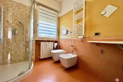 Villa Bifamiliare in vendita, Via Menasasso, Desenzano del Garda