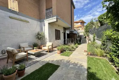 Villa in vendita, Via Gustavo Giovannoni, Roma