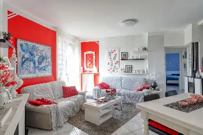 Casa in vendita, Via P. Bozzolo, Marchirolo