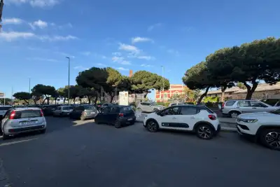 Box in affitto, Viale Africa, Catania