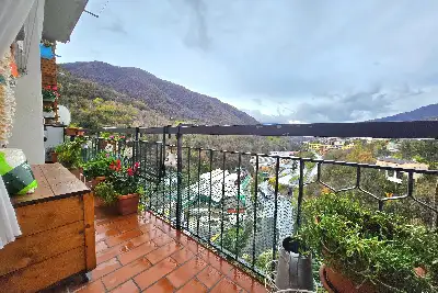 Casa in vendita, Via Giacomo Leopardi, Lumezzane