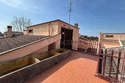 Villa in vendita, Via Mezzocorona, Roma