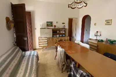 Casa Indipendente in vendita, Via Umberto Saba, Melilli