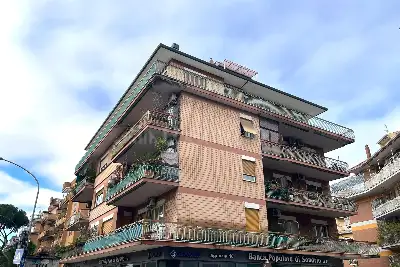 Casa in vendita, Via Giangiorgio Trissino, Roma