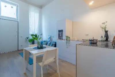 Casa in vendita, Via Zurigo, Milano