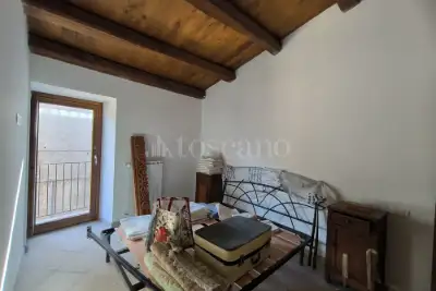 Casa Indipendente in vendita, Via Centrale, L'Aquila