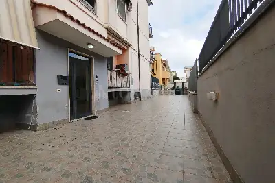 Casa in vendita, Via Montello, Aprilia